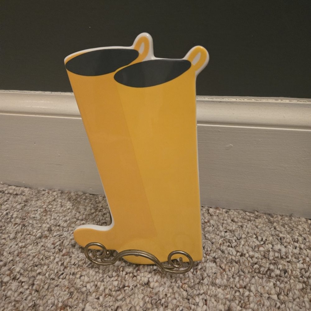 Coton Colors Yellow Rain Boot Decorative Plate